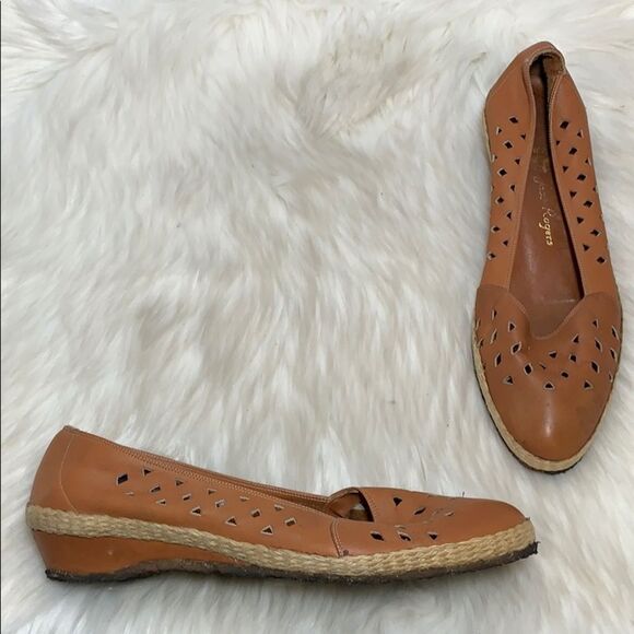 Jack Rogers Tan Perforated Leather Shoes Size 7 - Picture 1 of 5